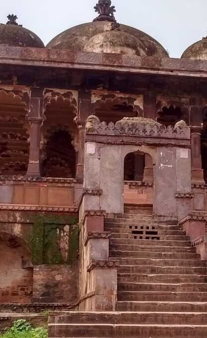 36_Pillars_Chhatri_-_Ranthambore_Fort,_Sawai_Madhopur_20180401181210